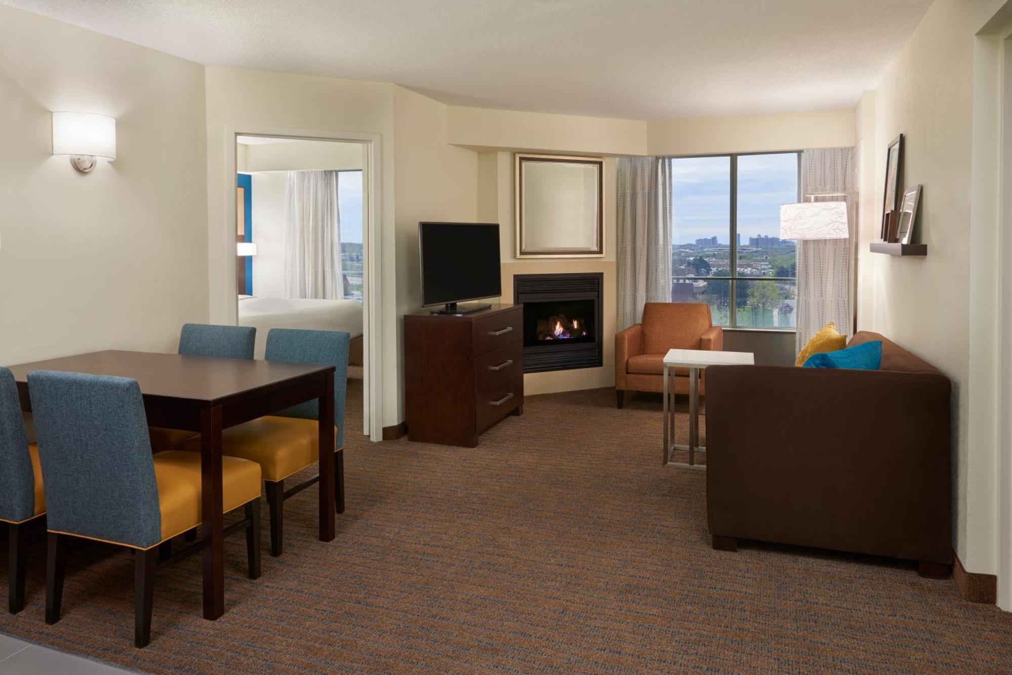Residence Inn By Marriott Gravenhurst Muskoka Wharf Rom bilde
